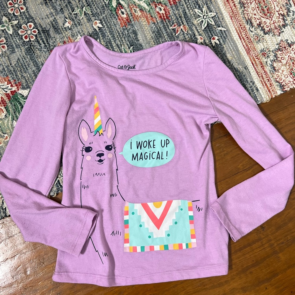 Cat & Jack girl long sleeve pajama top